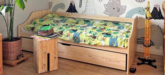 Borovicová postel Felix s přistýlkou  - 4
